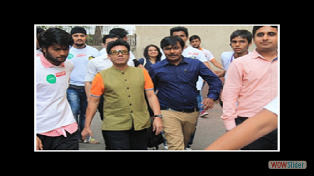 Gautam Garry Guptaa arriving & departure at the National College and being escorted by the students & accompanied by Senior Professors & co-ordinator.